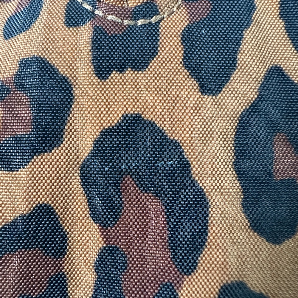 BAGGU Leopard Print Bowler Bag regular size, slight interior discoloration - Picture 4 of 8